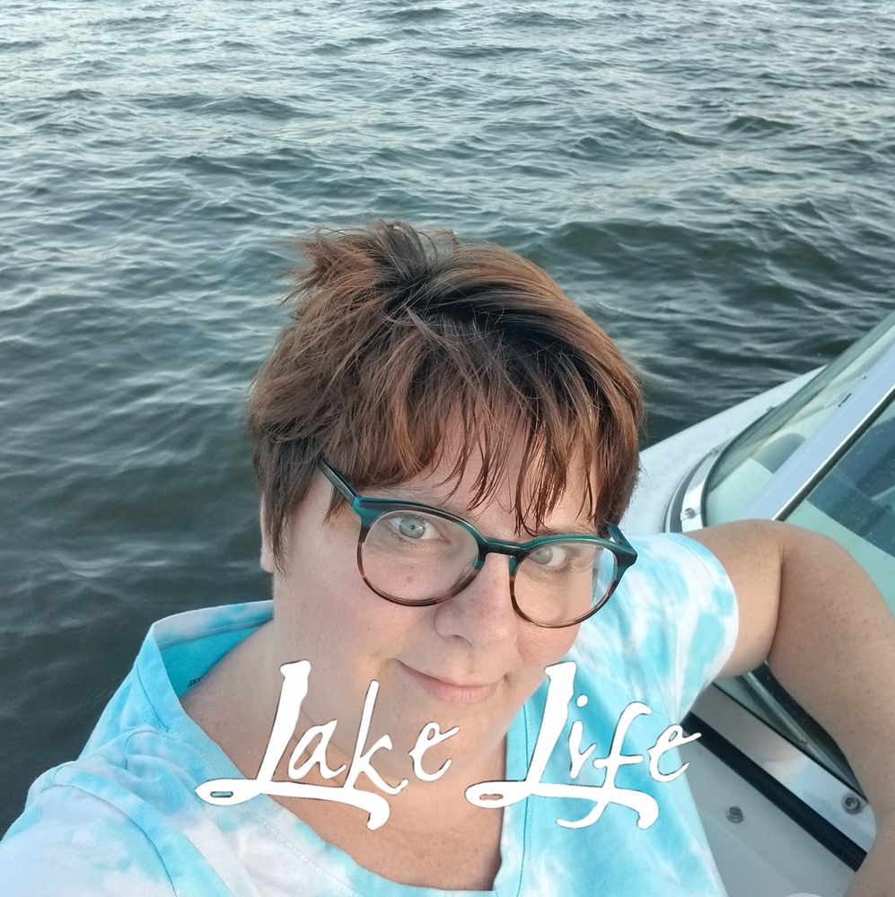 Meet your Posher, Lori